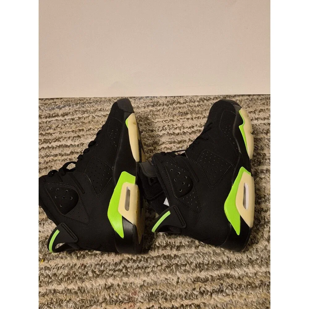 Air Jordan 6  size 11 Retro Electric Green Mid Top Sneaker CT8529-003 2021